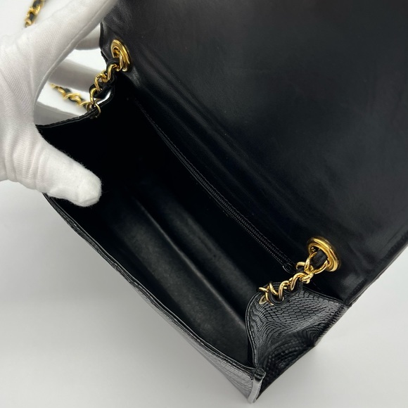 ❌SOLD❌Authentic Chanel vintage Lizard skin flap chain bag - Picture 15 of 17
